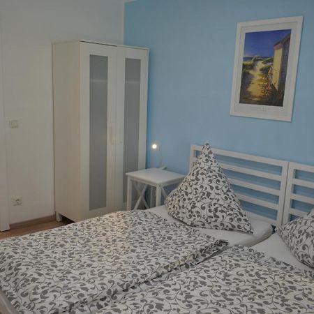 Gräfrath Unterkunft Fuer Arbeiter Und Monteure מראה חיצוני תמונה